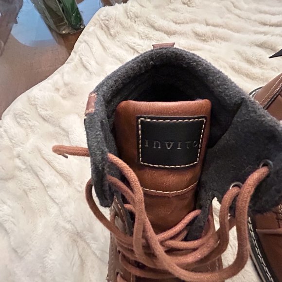 Invito - Picture 5 of 5